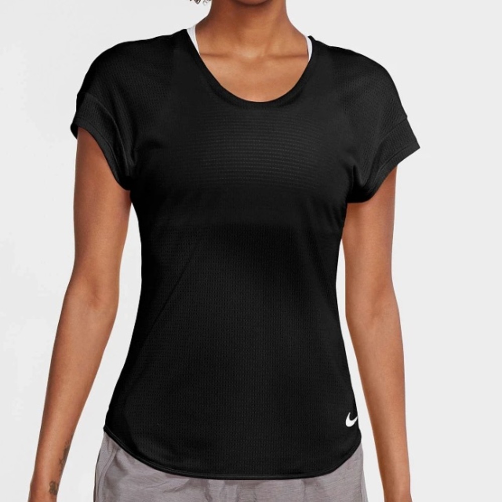 Nike breathe cool short sleeve